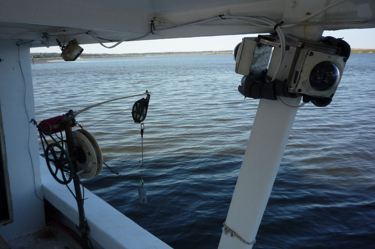Electronic monitoring on a fishing boat